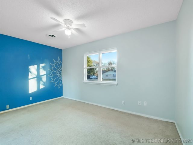 58 Wisteria Street, Lone Grove, OK 73443