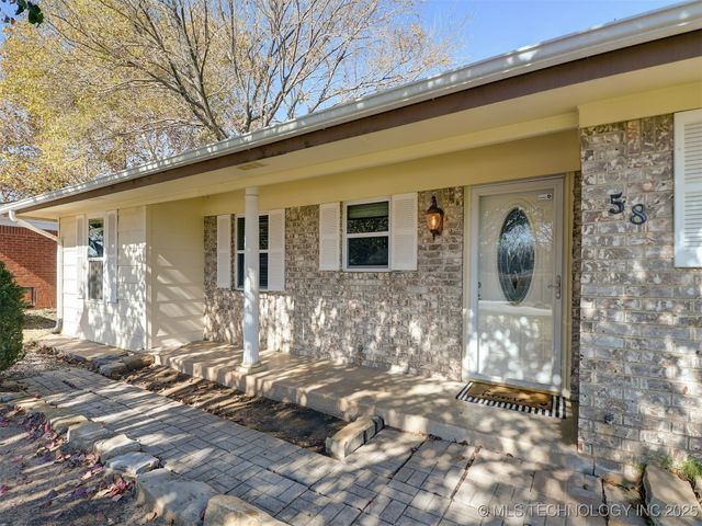 58 Wisteria Street, Lone Grove, OK 73443