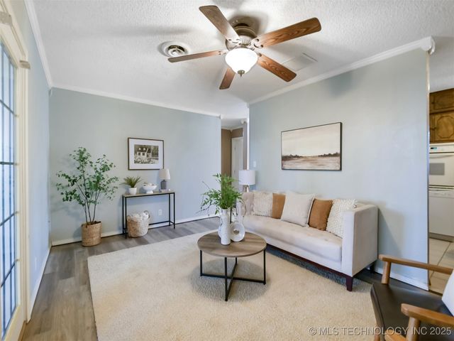 58 Wisteria Street, Lone Grove, OK 73443