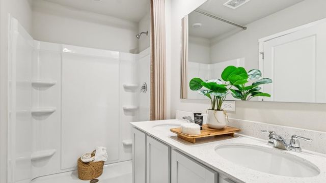 5908 NE Verona Drive, Ankeny, IA 50021