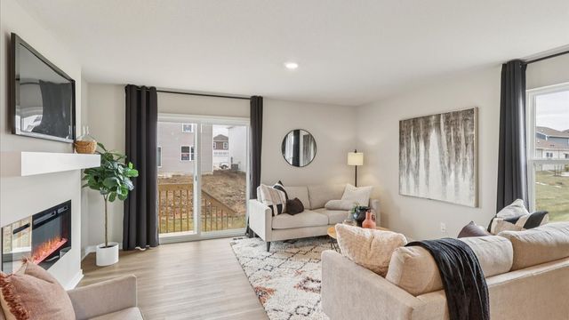 5908 NE Verona Drive, Ankeny, IA 50021