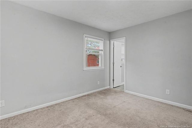 1931 Pumpkin Road, Fayetteville, NC 28304