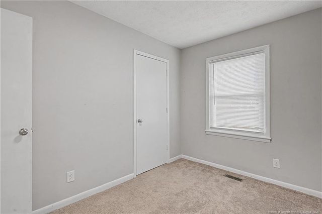 1931 Pumpkin Road, Fayetteville, NC 28304