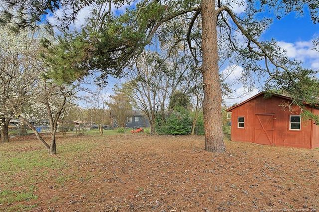 1931 Pumpkin Road, Fayetteville, NC 28304