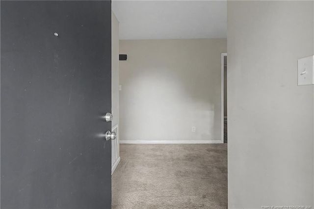 1931 Pumpkin Road, Fayetteville, NC 28304