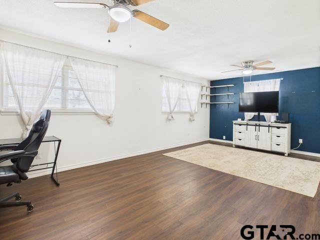 4722 E US HWY 175, Athens, TX 75752