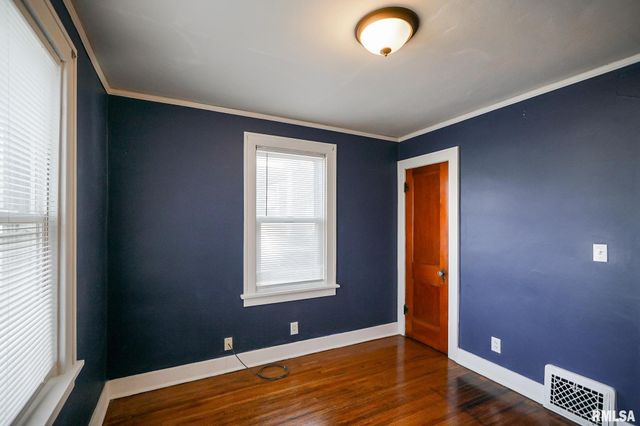 336 Saint Julian Street, Pekin, IL 61554