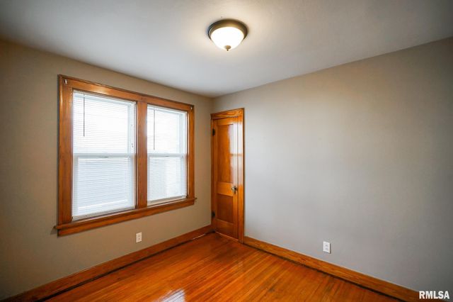 336 Saint Julian Street, Pekin, IL 61554