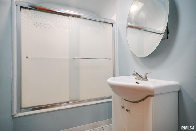 336 Saint Julian Street, Pekin, IL 61554