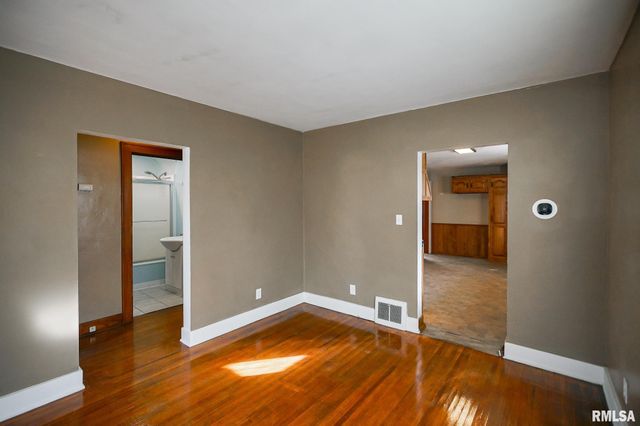 336 Saint Julian Street, Pekin, IL 61554