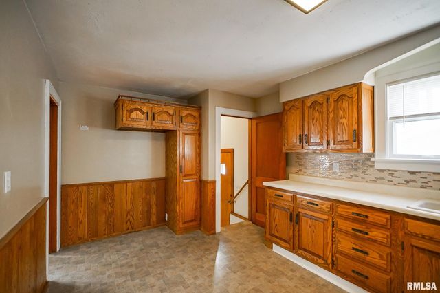 336 Saint Julian Street, Pekin, IL 61554