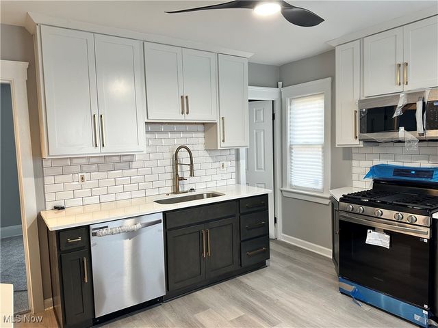 3950 E 121st Street, Cleveland, OH 44105