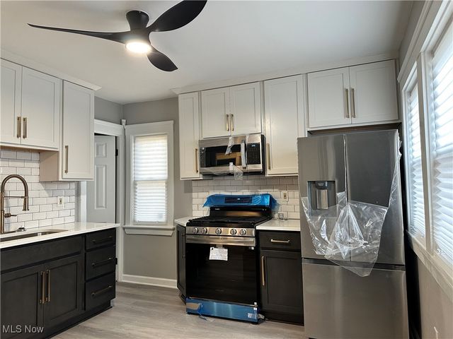 3950 E 121st Street, Cleveland, OH 44105