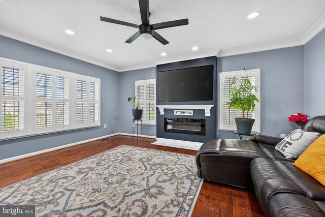 611 HUNTING RIDGE DR, Frederick, MD 21703