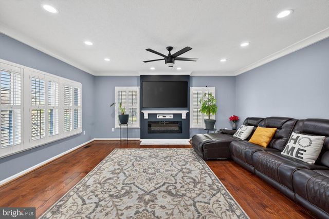 611 HUNTING RIDGE DR, Frederick, MD 21703