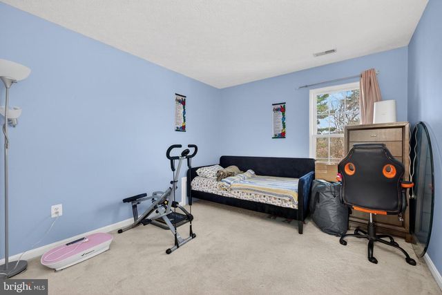 611 HUNTING RIDGE DR, Frederick, MD 21703