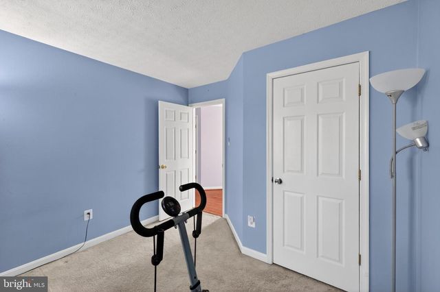 611 HUNTING RIDGE DR, Frederick, MD 21703