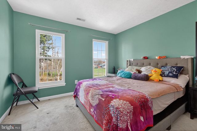 611 HUNTING RIDGE DR, Frederick, MD 21703