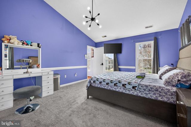611 HUNTING RIDGE DR, Frederick, MD 21703