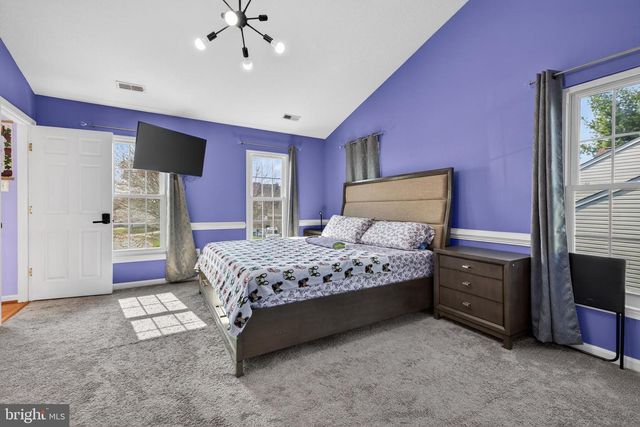 611 HUNTING RIDGE DR, Frederick, MD 21703