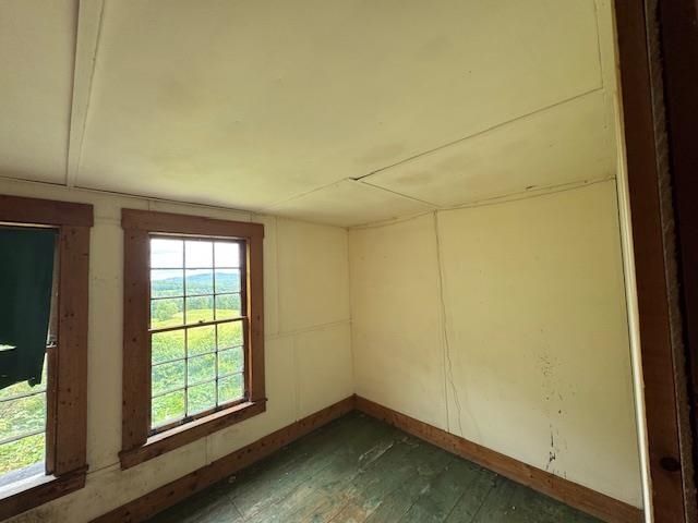 190 Upper Edsall Road, Greensboro, VT 05841