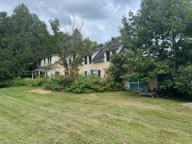 190 Upper Edsall Road, Greensboro, VT 05841