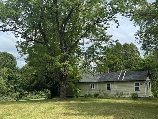 190 Upper Edsall Road, Greensboro, VT 05841