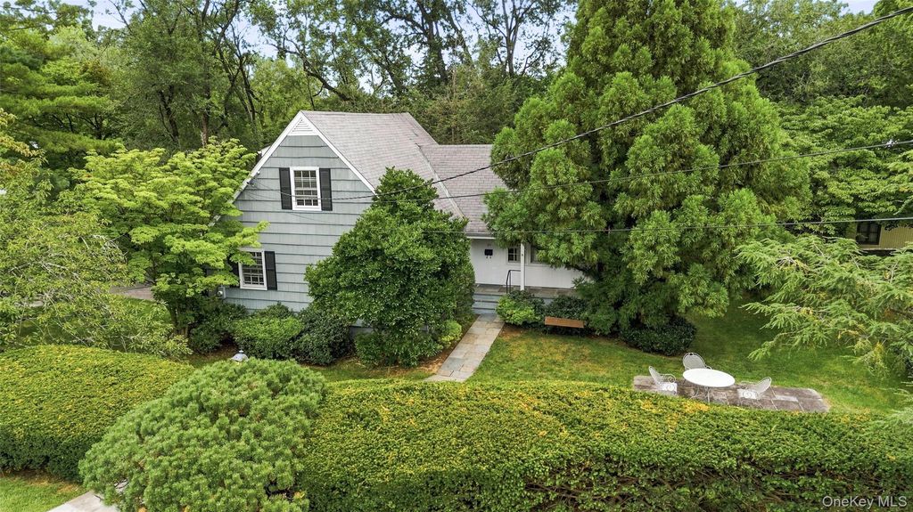 20 Bird Place, White Plains, NY 10605 — exterior