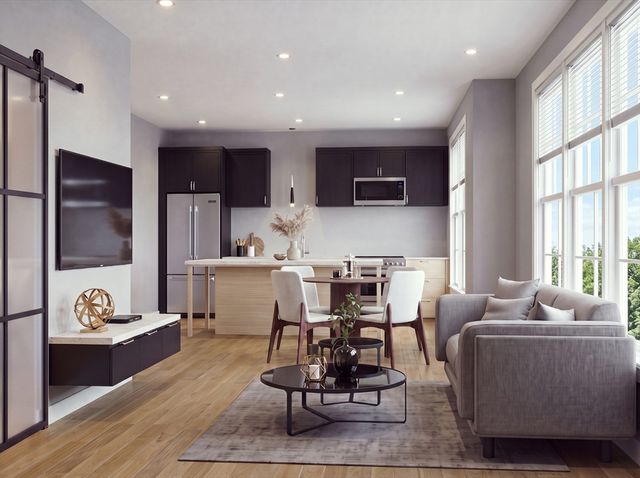 596 Washington St 302, Whitman, MA 02382