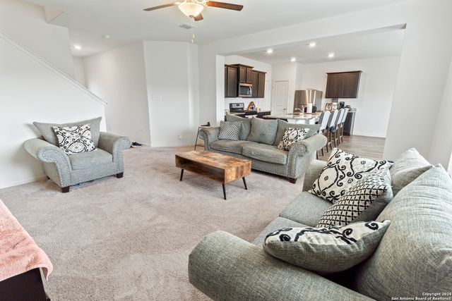 15406 Escalante Pass, Von Ormy, TX 78073