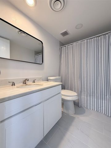 576 E Avenue J B, Grand Prairie, TX 75050