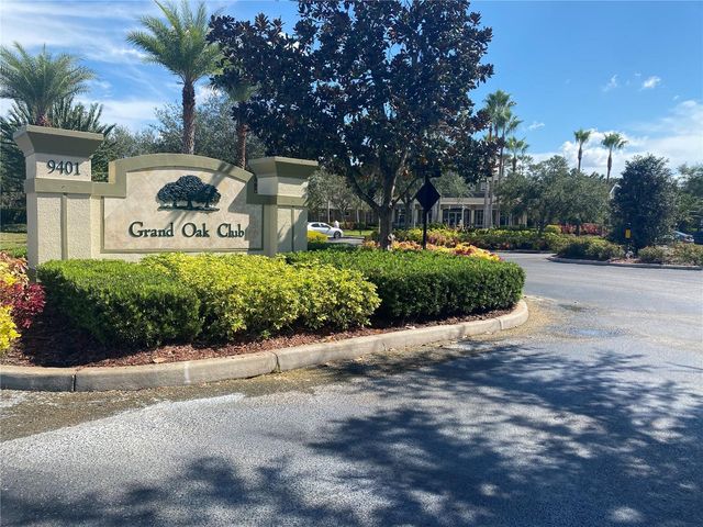 8961 IRON OAK AVENUE, Tampa, FL 33647