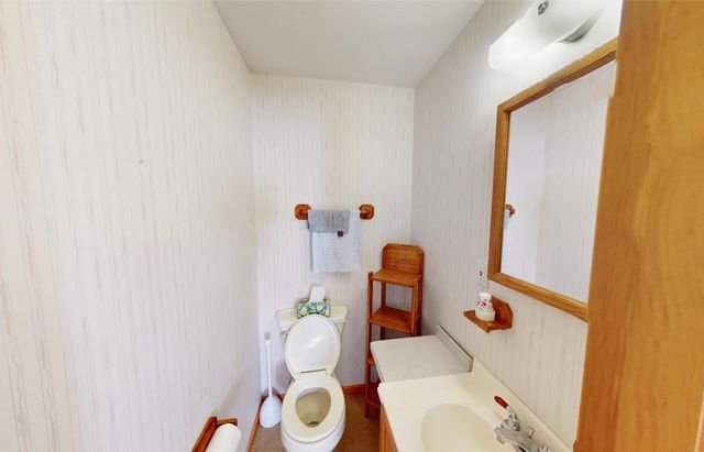 373 Langland DR, Vinton, VA 24179