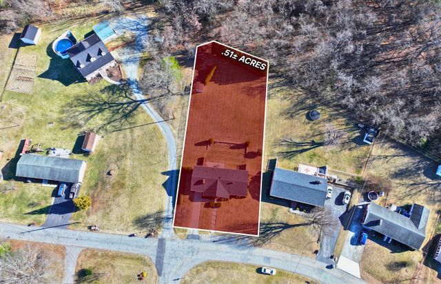 373 Langland DR, Vinton, VA 24179