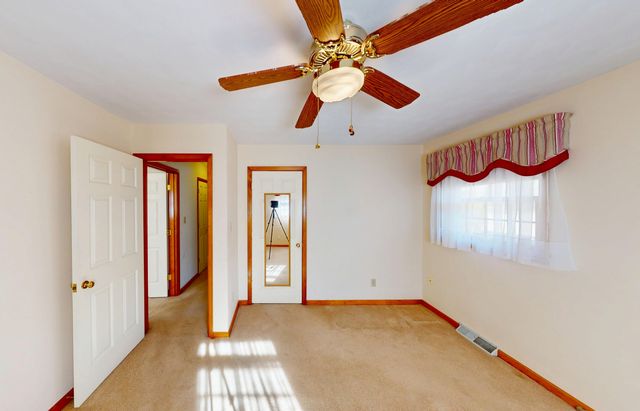 373 Langland DR, Vinton, VA 24179