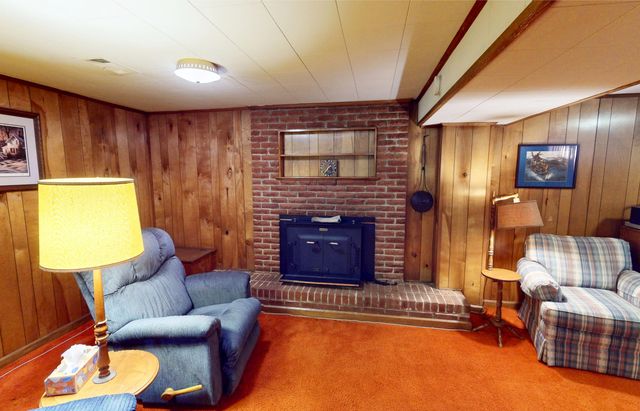 373 Langland DR, Vinton, VA 24179