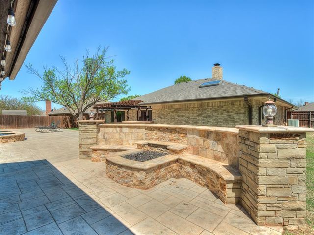 3808 Spyglass Road, Oklahoma City, OK 73120