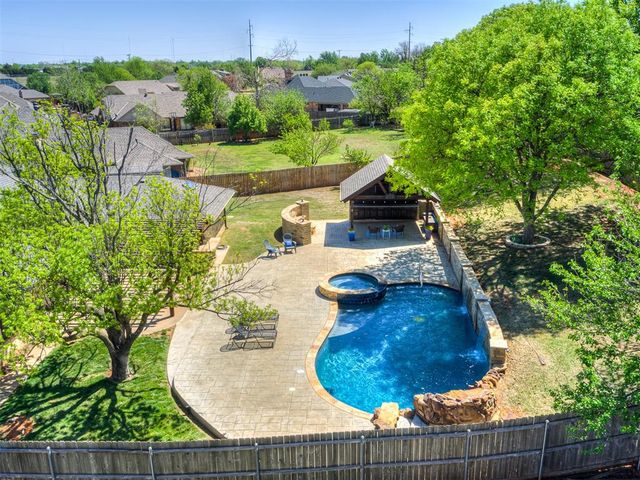 3808 Spyglass Road, Oklahoma City, OK 73120