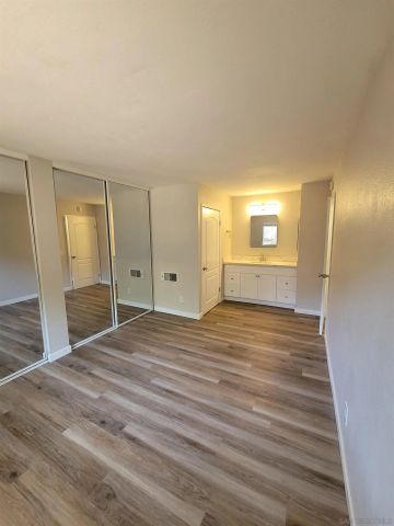 3557 Kenora Dr 22, Spring Valley, CA 91977