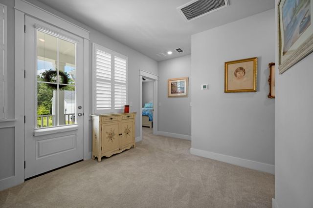 129 Medford Street, Summerville, SC 29486