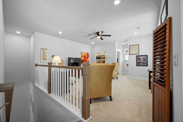 129 Medford Street, Summerville, SC 29486