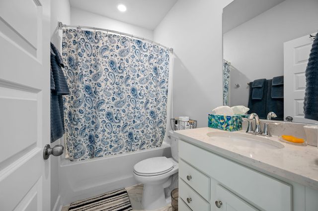 129 Medford Street, Summerville, SC 29486