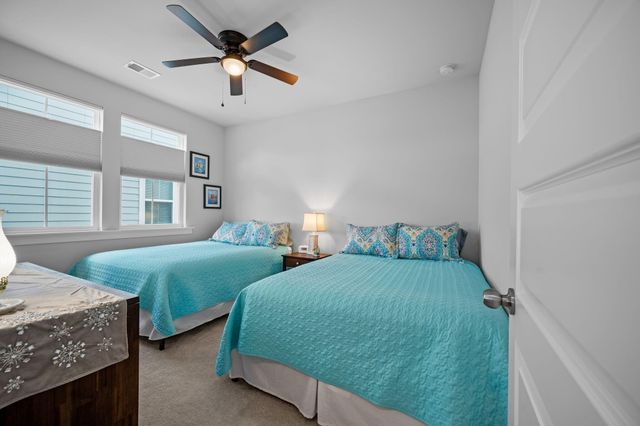 129 Medford Street, Summerville, SC 29486
