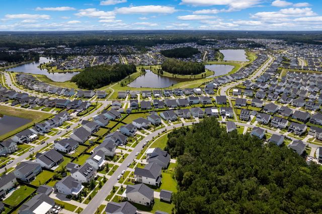 129 Medford Street, Summerville, SC 29486