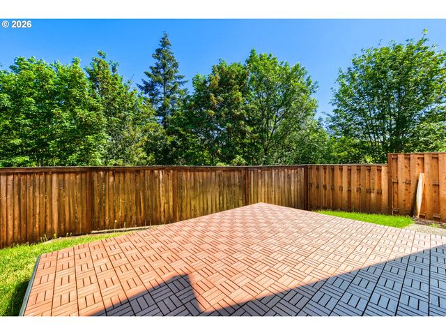 15653 Nw RAYWOOD Ln, Portland, OR 97229