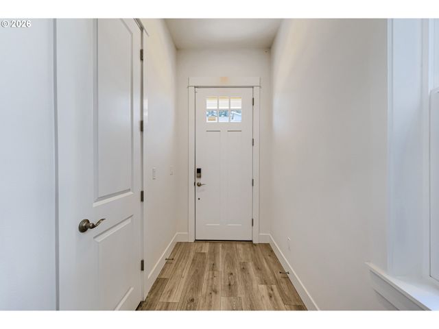 15653 Nw RAYWOOD Ln, Portland, OR 97229