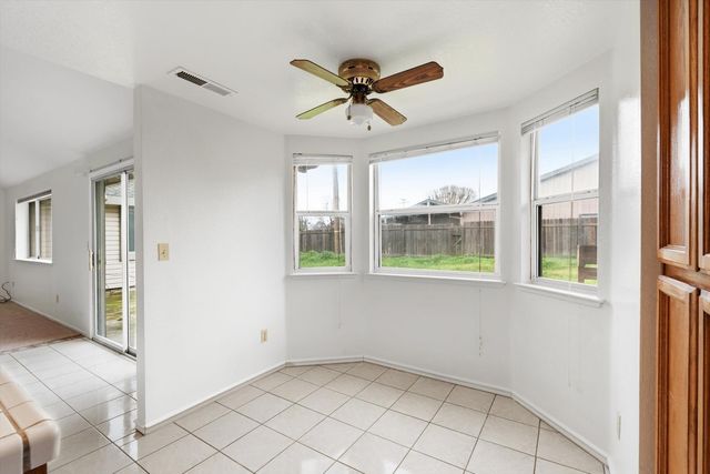 7170 Cloverleaf Way, Citrus Heights, CA 95621