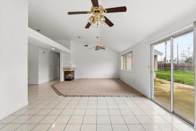 7170 Cloverleaf Way, Citrus Heights, CA 95621