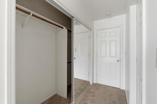 7170 Cloverleaf Way, Citrus Heights, CA 95621