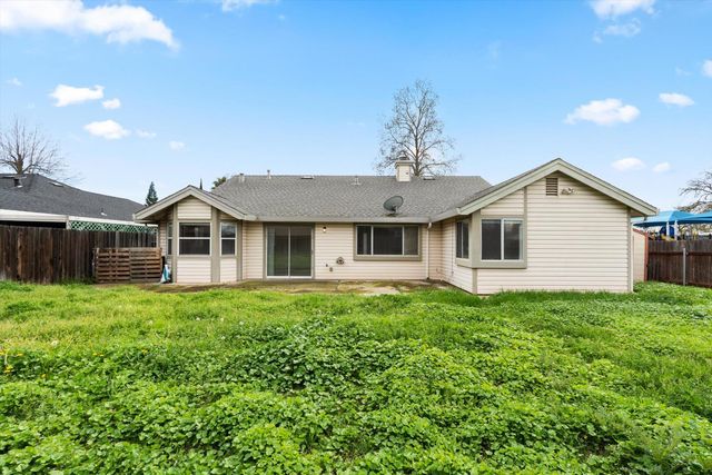 7170 Cloverleaf Way, Citrus Heights, CA 95621